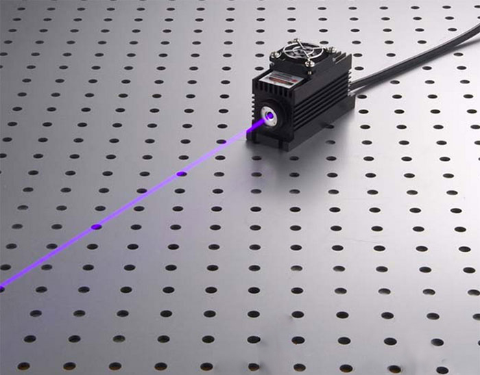 TEM00 405nm 100mW~250mW Blue Violet Semiconductor Laser with Power Supply - Click Image to Close