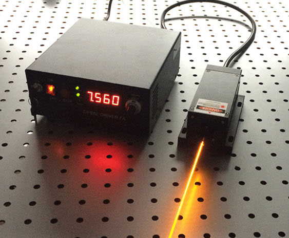 589nm 3500mw DPSS laser with TEM00 mode high power stability