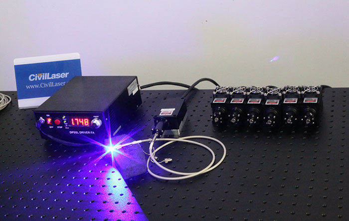 467nm 4.5 watt Blue 광섬유 결합 레이저 Research Lab laser Source